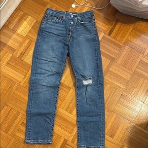 Levi Blue Distressed Jeans